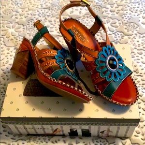 L’Artiste spring step chunky heels